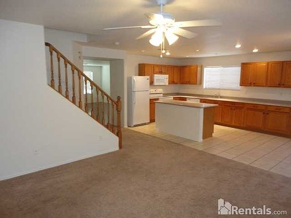 4th image of 2268 E Hazeltine Way