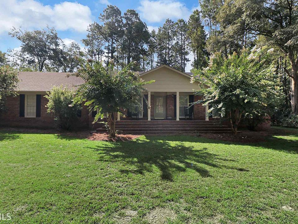 1st image of 123 Lakewood Dr