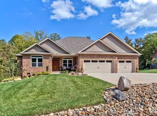 202 Inagehi Trce, Tellico Plns, TN 37774