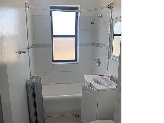 3rd image of 7918 S Wabash Ave #3B