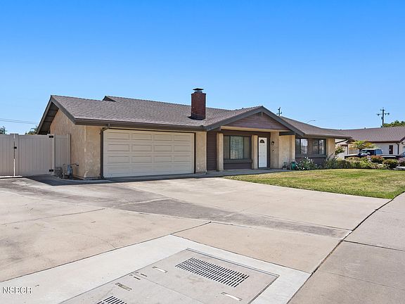 4th image of 1610 Coral Dr
