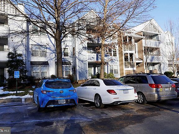2nd image of 7701 Lafayette Forest Dr APT 31