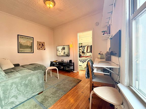3rd image of 168 Driggs Ave #3F
