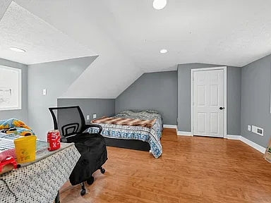 Property photo 25
