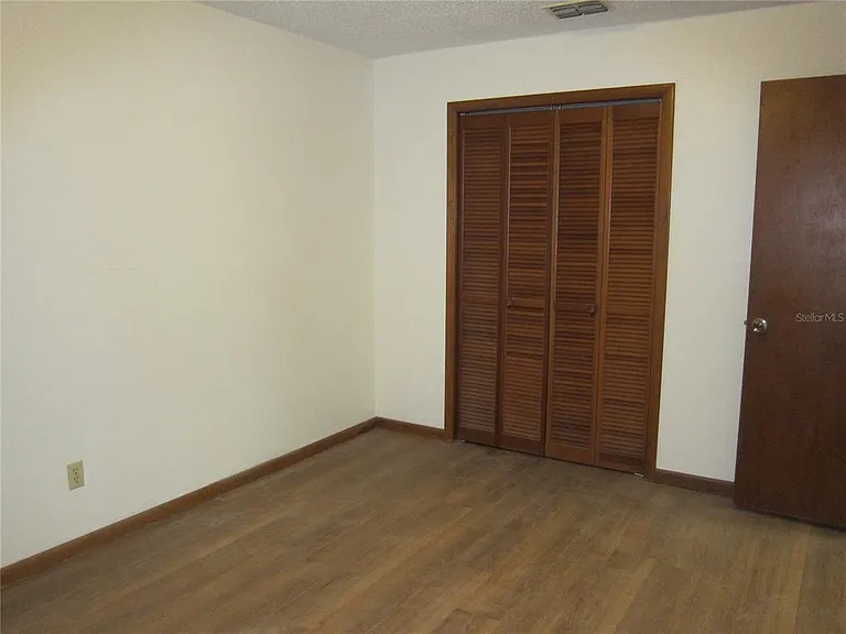 1209 SW 80th Dr — Photo 31