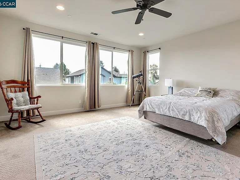 582 Mandevilla Dr — Photo 21