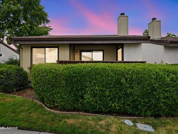 2nd image of 236 Tangerine Ct
