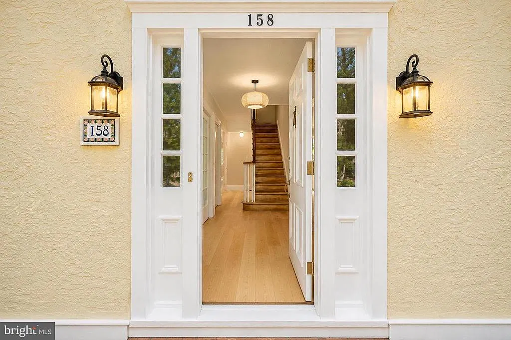 4 bed, 3.0 bath, 3018 sqft, $6,000 — Photo 2