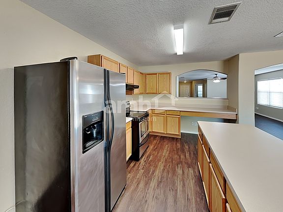 4th image of 8922 Sarasota Woods