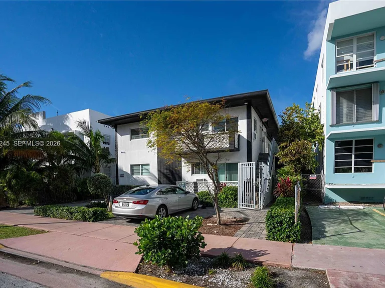 1120 Euclid Ave #6 — Photo 13