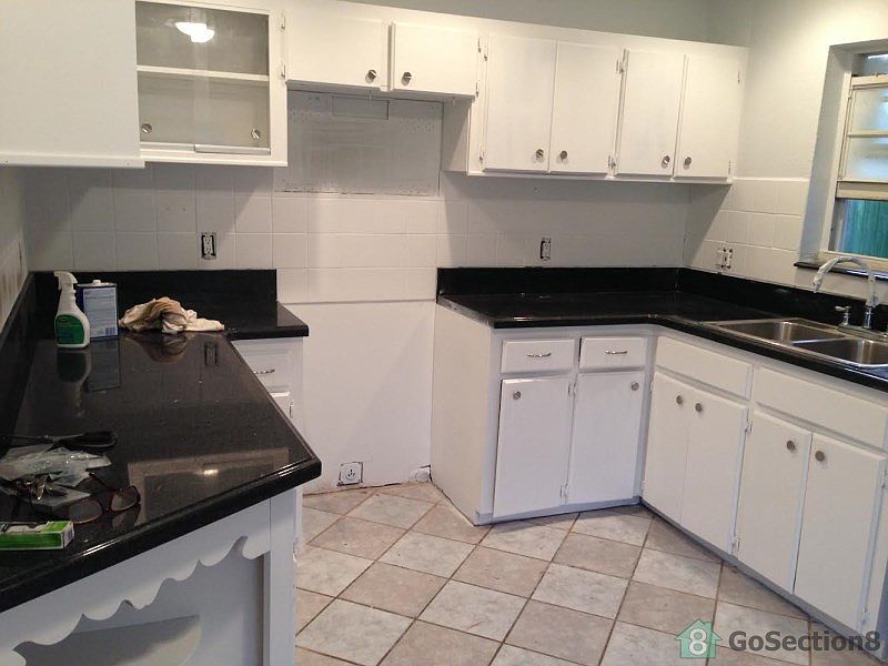 1st image of 1333 NW 6th Ave