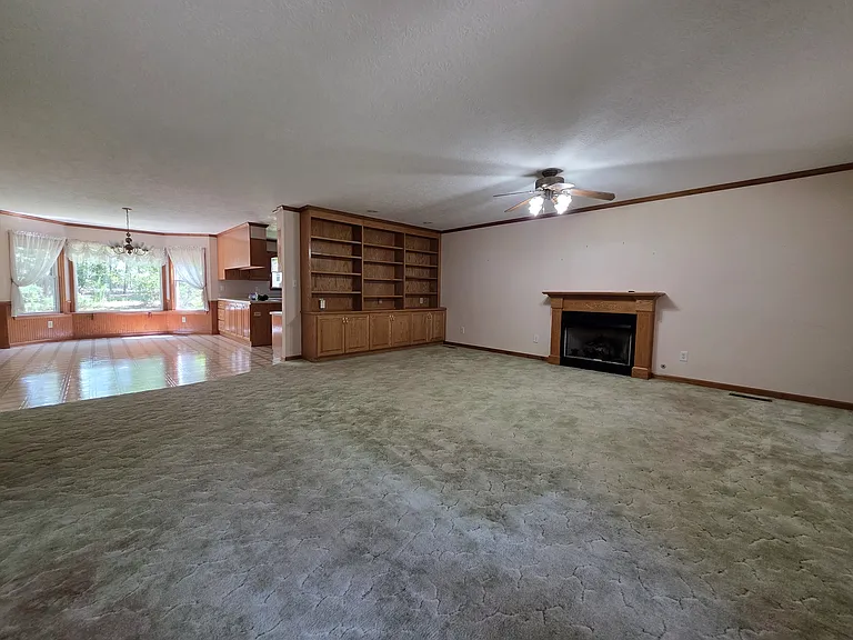 203 Del Rio Rd — Photo 3