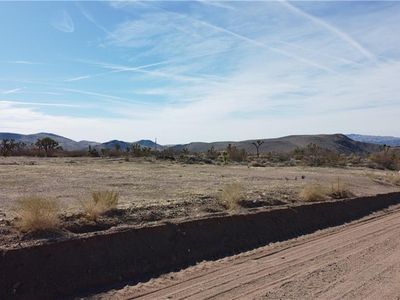 21414 N Red Mountain Dr, White Hills, AZ, 86445