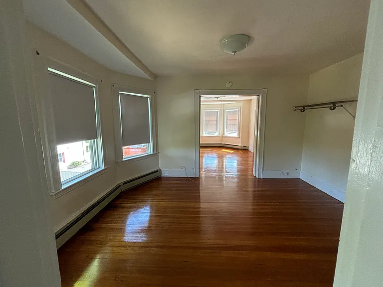 16 Maple St #3 — Photo 3
