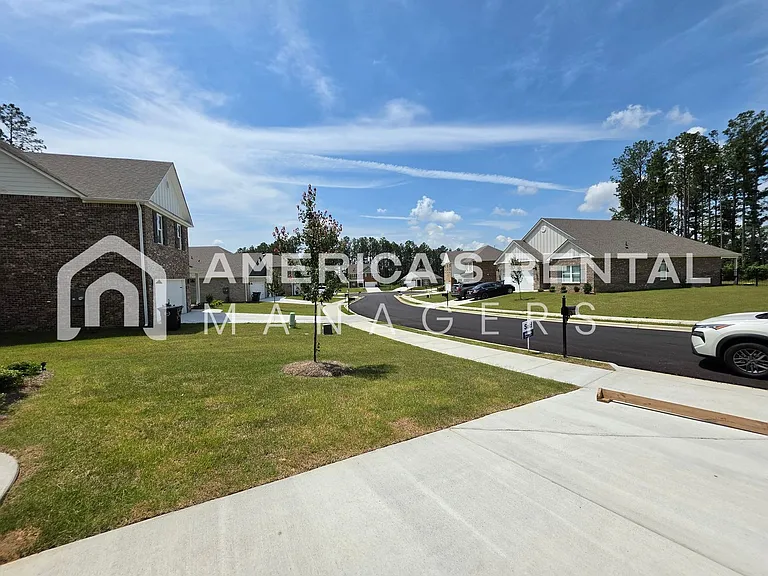 605 Acorn Ct — Photo 29