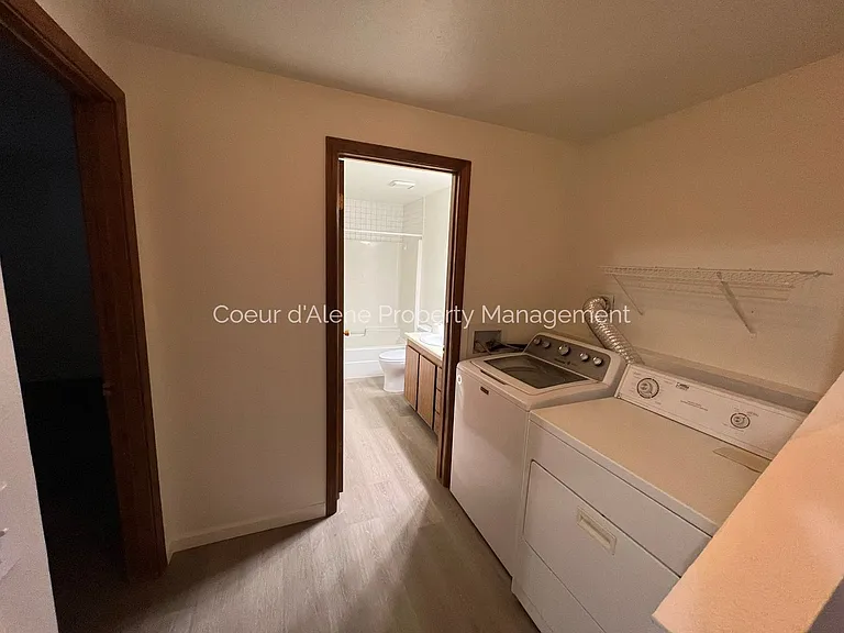2603-05 N 8th St — Photo 6