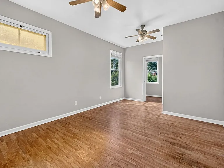 6737 Fyler Ave — Photo 7