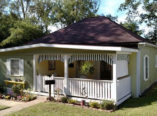85 Front St, Glouster, OH 45732