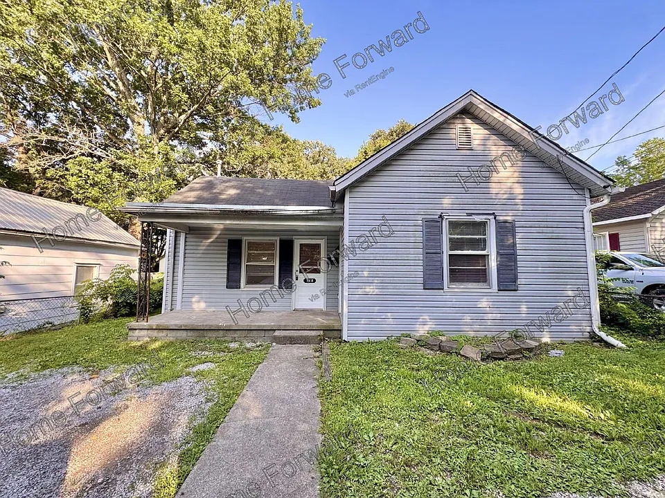 348 Davis Ct