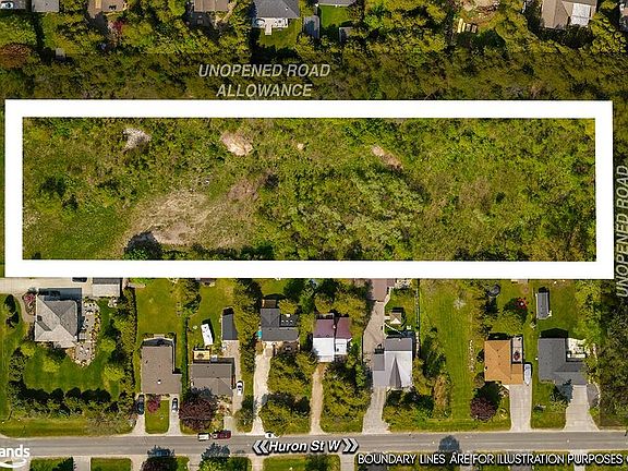 3rd image of 35 Lansdowne St N