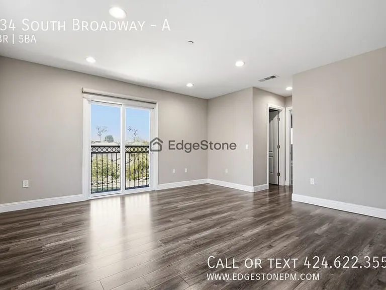 134 S Broadway #A — Photo 15