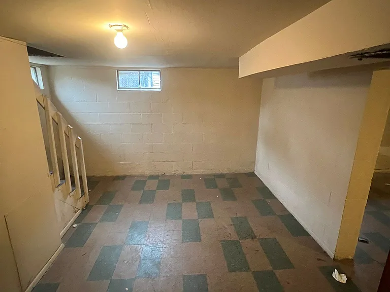 4493 E Livingston Ave — Photo 6