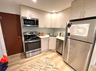 27-15 27th St #4F, Astoria, NY 11102