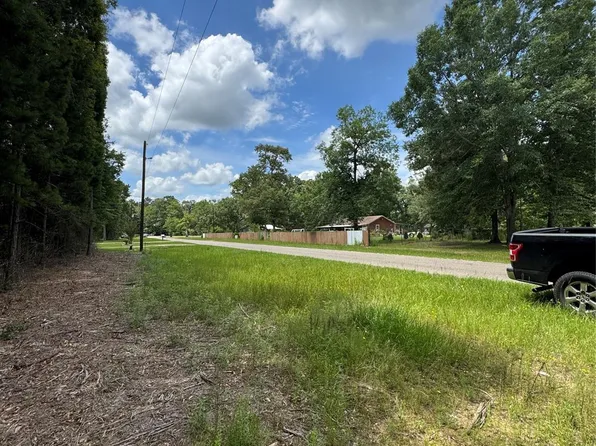 1136 Road 3802, Cleveland, TX 77328