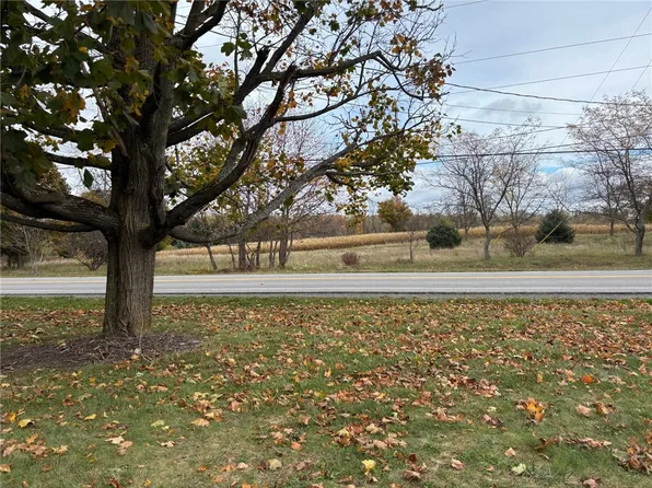 1300 W Sweden Rd #4, Brockport, NY 14420