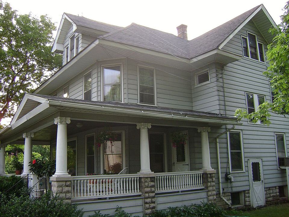 1st image of 3 Deforest St