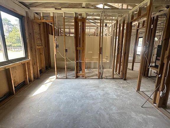 4th image of 2344 Travis Road
