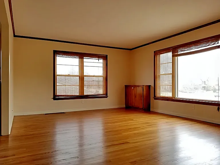 1517 N Miller Blvd — Photo 5