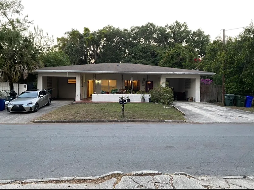 Duplex as whole, left side available for rent