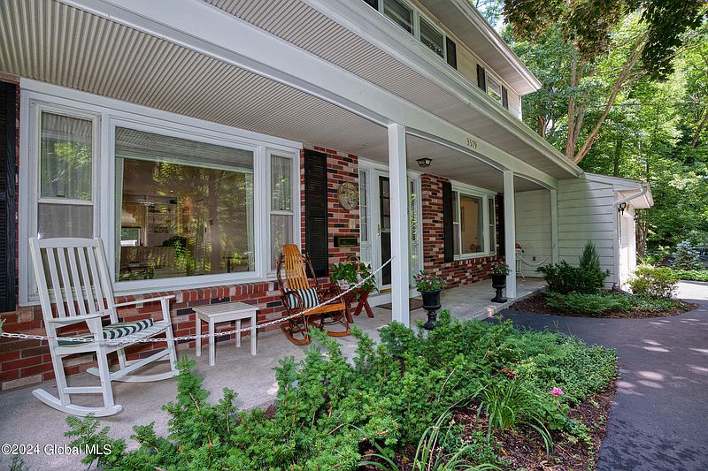 5th image of 3579 E Lydius Street