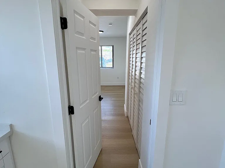 1350 NE 162nd St #2 — Photo 4