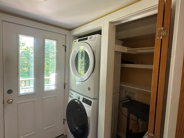 560 S East St — Photo 13