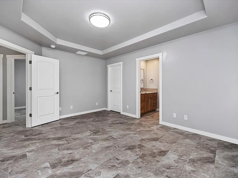 254 Monroe St — Photo 16