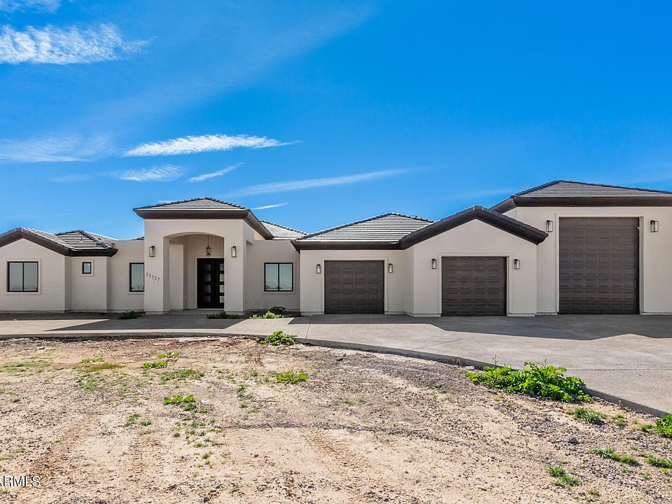 1st image of 37727 W CALLE DE ORO --