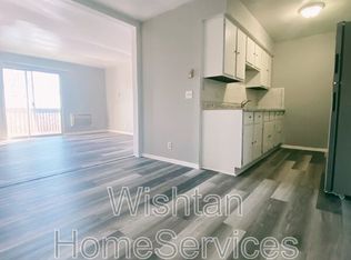 220 Charleston Blvd #6, Macomb, IL 61455