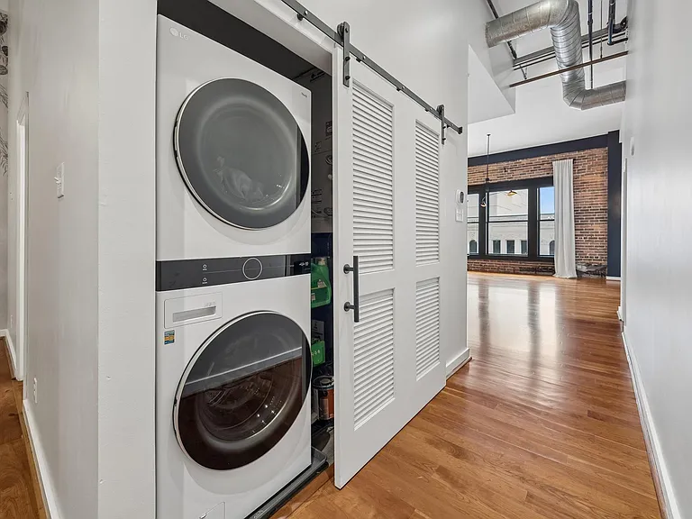 915 Franklin St #2L — Photo 27