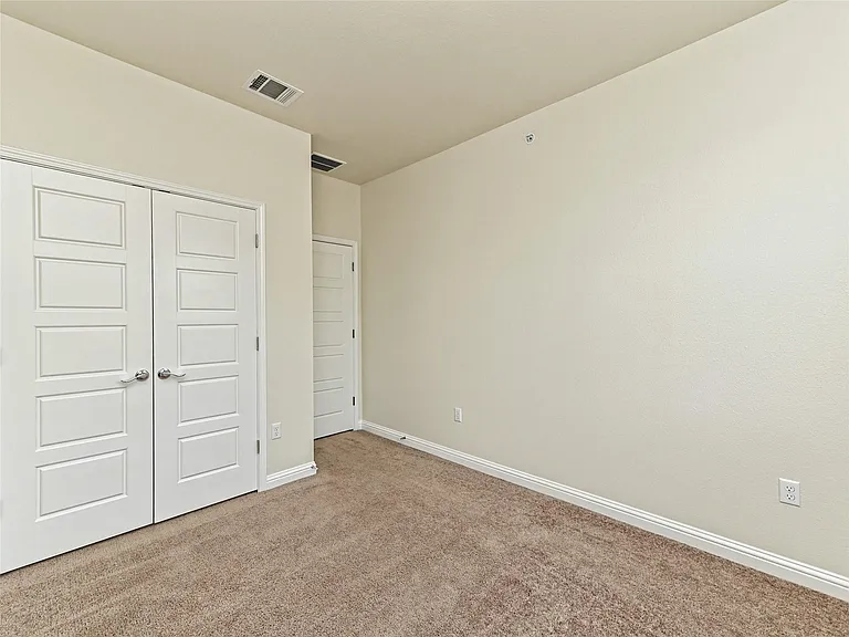 6814 E Riverside Dr #63 — Photo 21