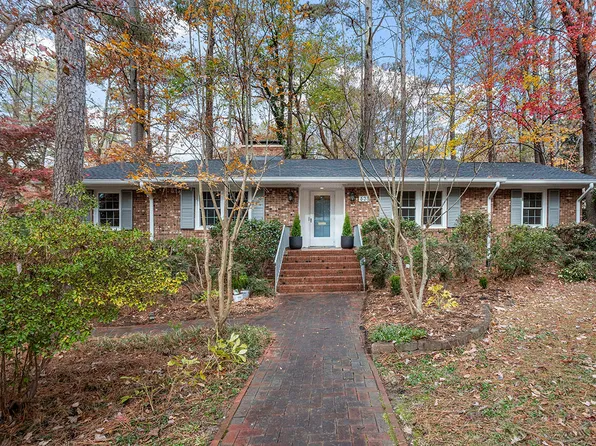 535 E Cornwall Rd, Cary, NC 27511