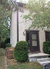 1st image of 801 Charlesgate Cir