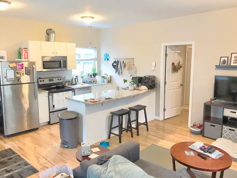 4539 SE 100th Ave — Photo 3