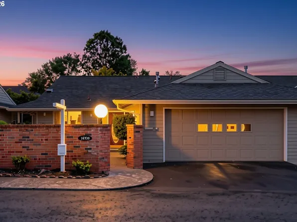 16700 SW Matador Ln, King City, OR 97224