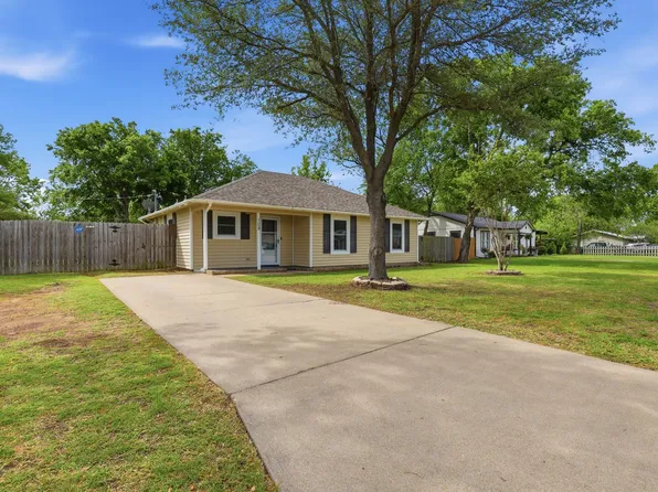 108 George St, Cleburne, TX 76031