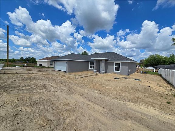 3rd image of 251 Chestnut Rd