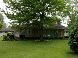 926 Riverview Dr, Bluffton, IN 46714