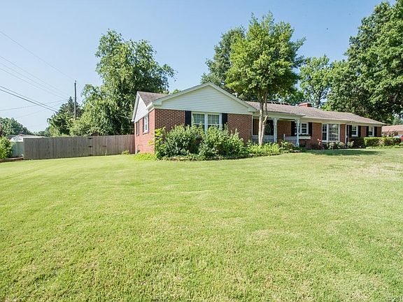 2nd image of 1500 Melmart Dr