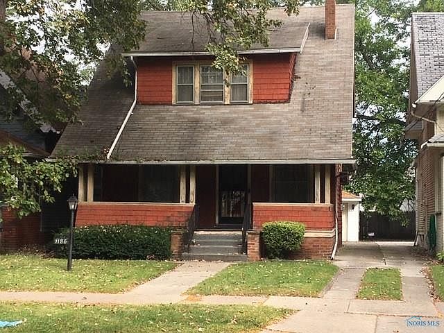 1st image of 1136 W Woodruff Ave